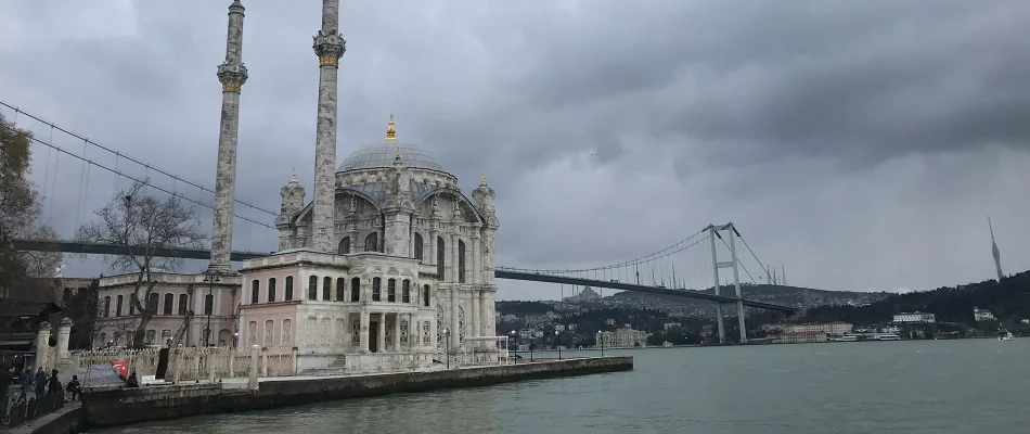 بهترین هتل 5 ستاره استانبول در میدان تکسیم