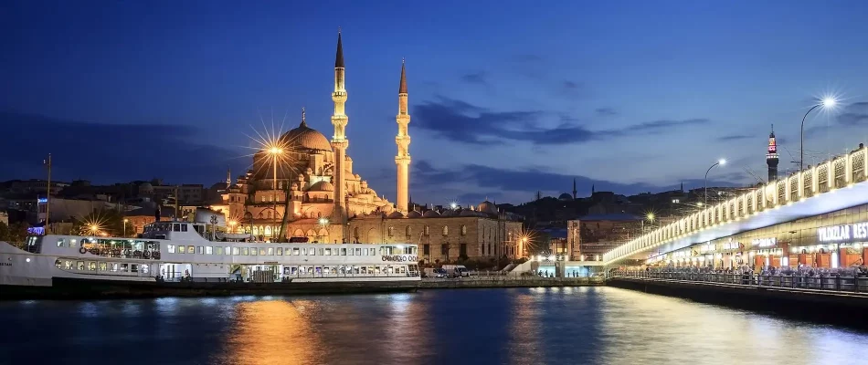 تور استانبول کریسمس ۲۰۲۵